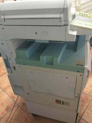 Impresora Ricoh Multifunción