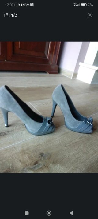 Zapatos de tacón MaryPaz grises