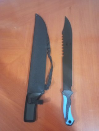 Machete con funda Hoja de 46 cm