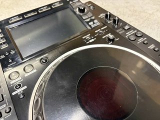 2x Pioneer DJ CDJ-2000NXS2 + Flightcases
