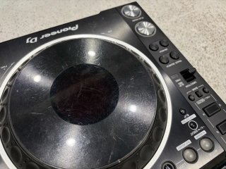 2x Pioneer DJ CDJ-2000NXS2 + Flightcases