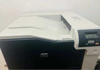 Impresora HP Color Laser CP5225