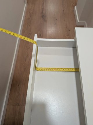 Escritorio pequeño con cajón