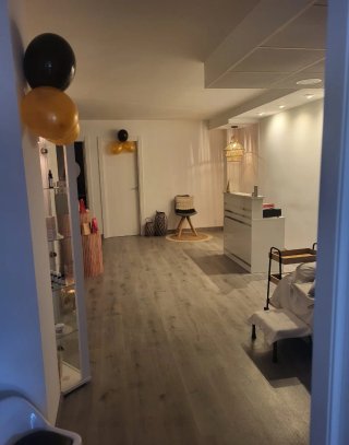 TRASPASO DE LOCAL ESTETICA, MASAJES. BUENA OPORTUN