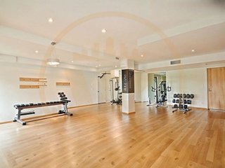 Local comercial en alquiler en Ensanche - Sar en Santiago de Compostela
