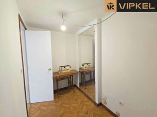 Local comercial en alquiler en Ensanche - Sar en Santiago de Compostela