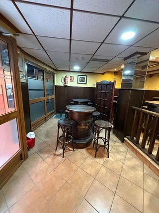 Local comercial en venta en El Alborgí en Paterna