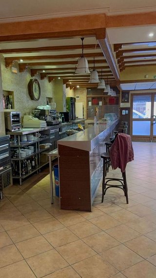 Local comercial en venta en El Alborgí en Paterna