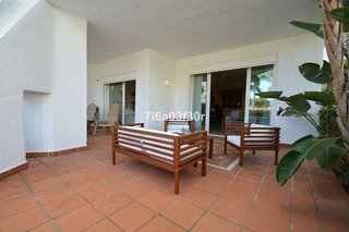 Piso en alquiler en Puerto Banús en Marbella
