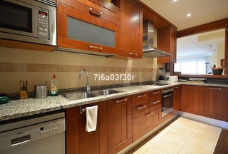 Piso en alquiler en Puerto Banús en Marbella