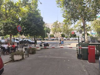 Local comercial en alquiler en La Calzada en Sevilla