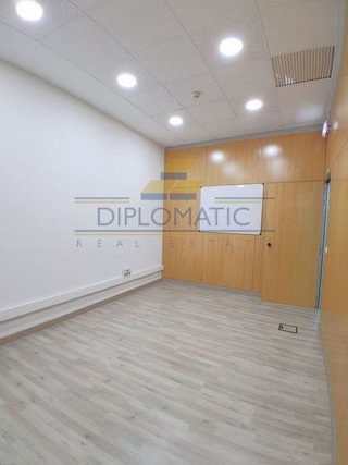 Oficina en venta en San Fermín en Madrid
