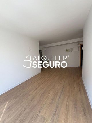 Piso en alquiler en Ensanche de Vallecas - Valdecarros en Madrid