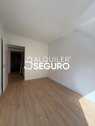 Piso en alquiler en Ensanche de Vallecas - Valdecarros en Madrid