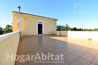 Chalet en venta en Oliva Playa en Oliva