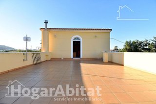 Chalet en venta en Oliva Playa en Oliva