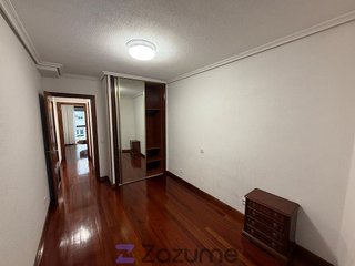 Piso en alquiler en Numancia - San Fernando en Santander