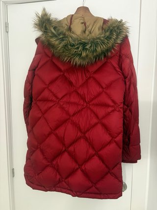 Abrigo plumífero Abercrombie & Fitch rojo