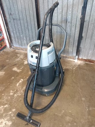 Aspirador Industrial Nilfisk GWD 300 S
