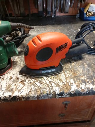 Lijadoras Parkside y Black+Decker 15€ cada una