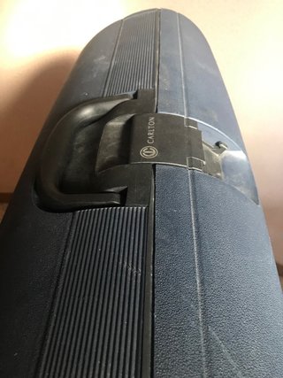 Maleta MUY Grande Dura Carlton 23 Kg de 200€