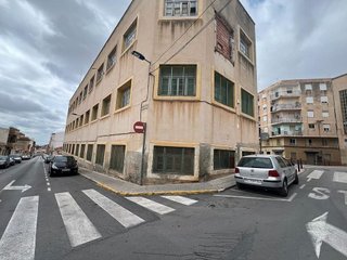 Terreno en venta en Crevillent