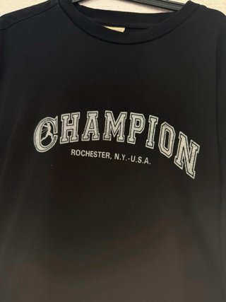 Camiseta Champion Negra Manga Larga Talla XL