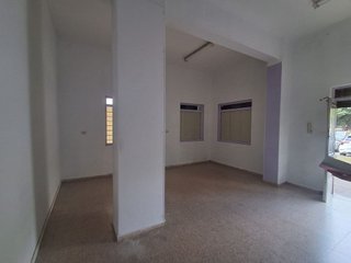 Local comercial en venta en Caranza en Ferrol