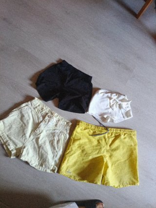 Pantalones cortos estampados y lisos 1€ cu desliza