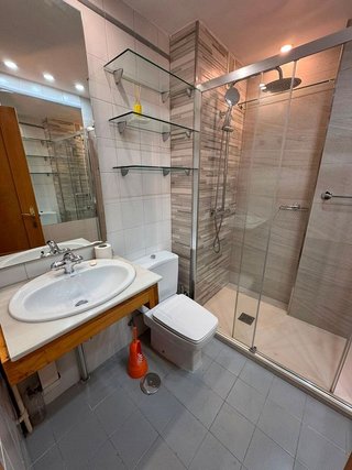 Piso en venta en Valdezarza en Madrid