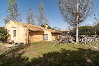 Casa rural en venta en Iznalloz