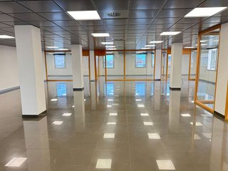 Oficina en alquiler en La Nova Esquerra de l'Eixample en Barcelona
