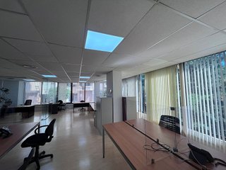 Oficina en alquiler en La Maternitat i Sant Ramon en Barcelona