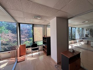 Oficina en alquiler en La Maternitat i Sant Ramon en Barcelona