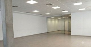 Local comercial en venta en La Paz en Alcalá de Guadaira
