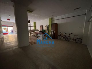 Local comercial en venta en Franciscanos en Albacete
