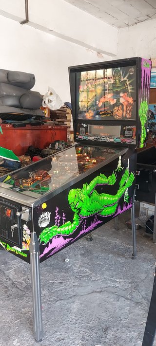 Pinball La Criatura del Lago Negro