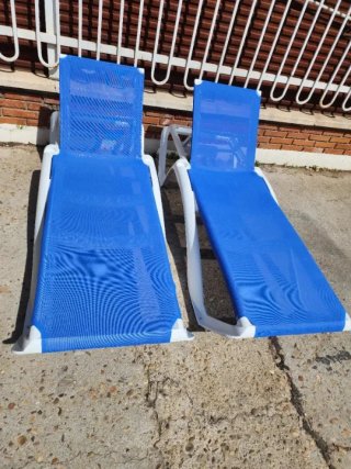 Juego 2 Tumbonas con Mesa Exterior