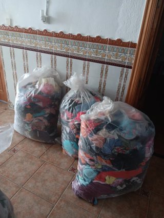 Lote Ropa Usada para Mercadillos más de 20000 piez
