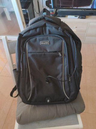 Mochila Morpilot con puerto USB