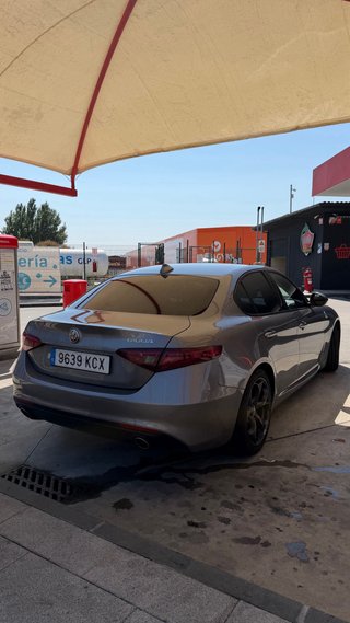 Alfa Romeo Giulia 2017