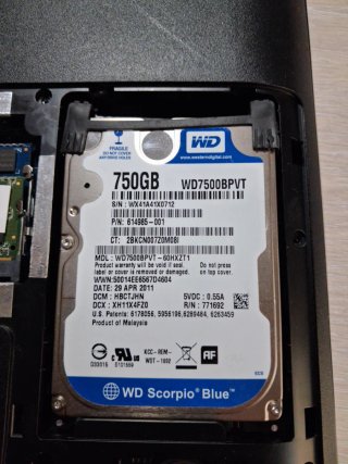 Toshiba Satellite Pro C850-1G8 i3