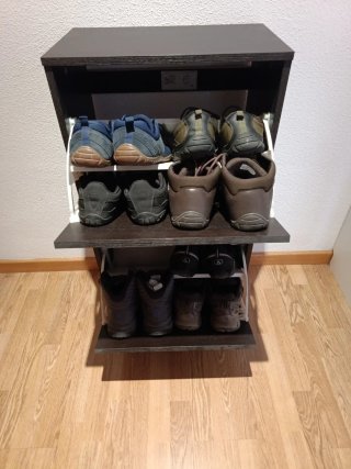 Zapatero Ikea 2 compartimentos negro-marrón