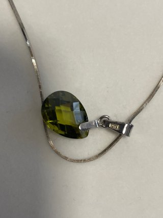 Conjunto de Plata con Piedras Verdes