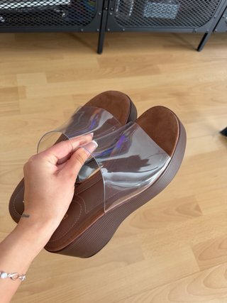 Sandalias cuña Lefties transparentes