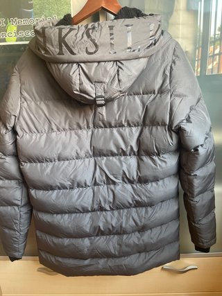 Chaqueta plumífero SikSilk gris