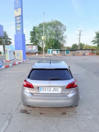 Peugeot 308 2015