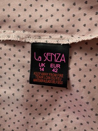 Bata La Senza Satinado Lila Corazones Negras T42