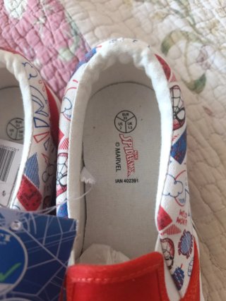 Zapatillas Spiderman. Marvel Talla 33