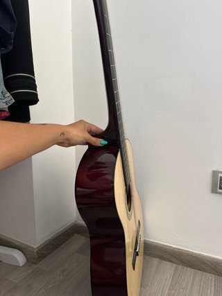Guitarra Clásica + Afinador